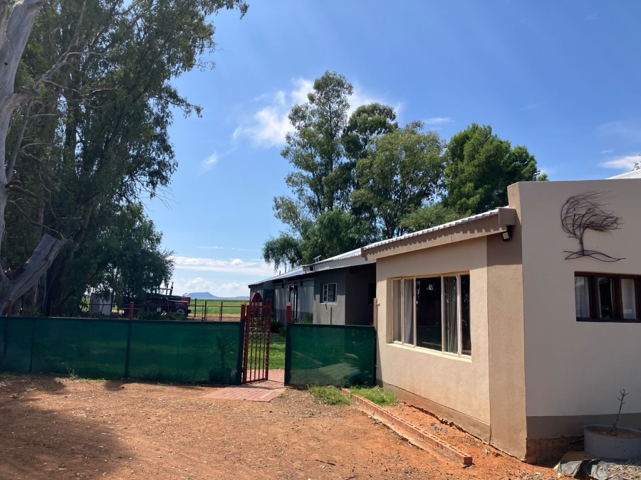 3 Bedroom Property for Sale in Bloemfontein Rural Free State